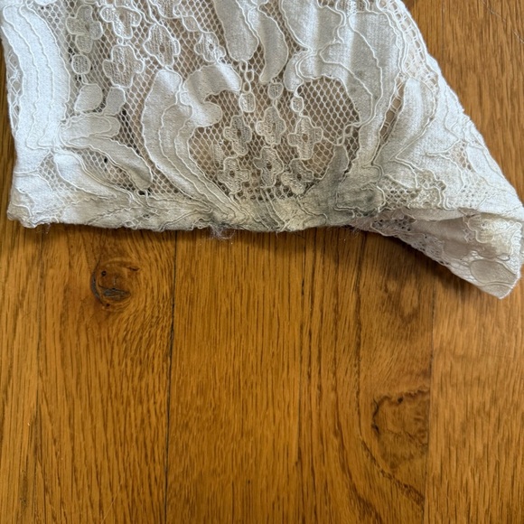 Francesca’s Bridal Alesha‎ Allover Lace Jumpsuit Large - Picture 5 of 7